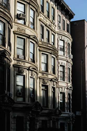 city white house high rise