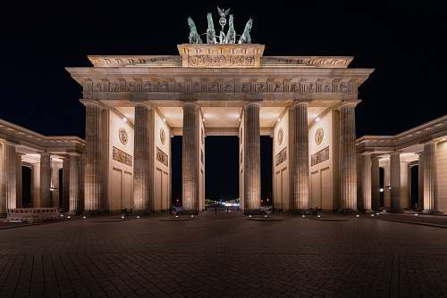 building Brandenburg Gate, Berlin downtown