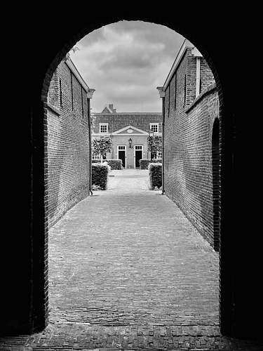 building grayscale photo of house black-and-white