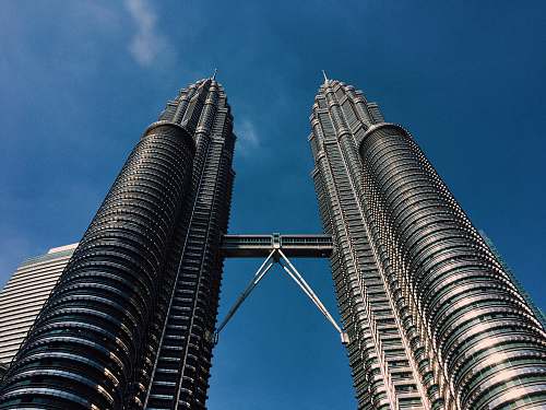 building Petronas Tower high rise