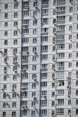 building white apartment building high rise