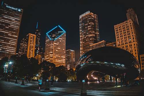 downtown Cloud Gate, Chicago town