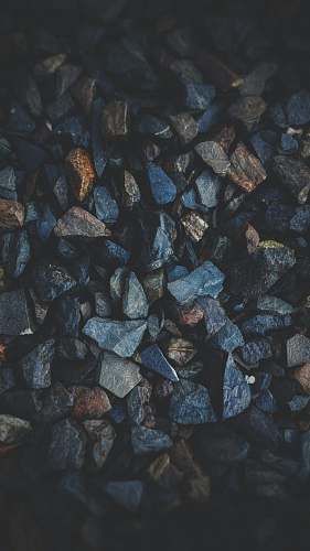 texture shallow focus photography of gravels wallpaper