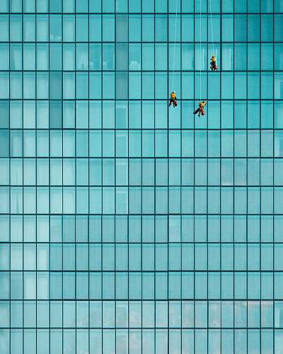 singapore three men cleaning windows iphone x wallpaper