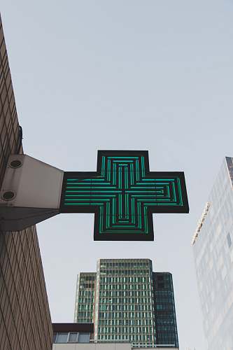 city green cross decor metropolis