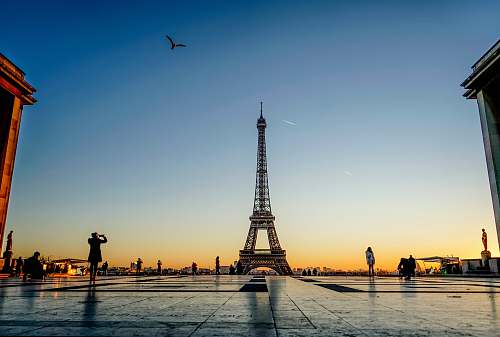 building Eiffel tower during golden hour downtown
