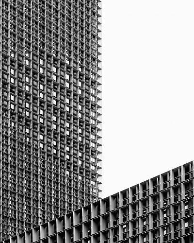 building gray concrete building during daytime black-and-white