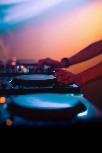 architecture DJ controller walking