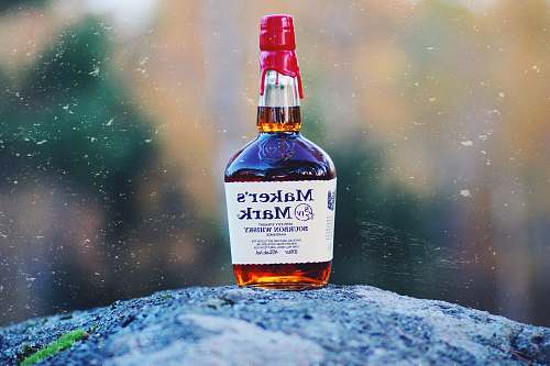 alcohol photo of Maker's Mark bottle bottle