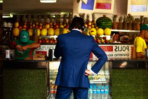 person men's black suit brasil