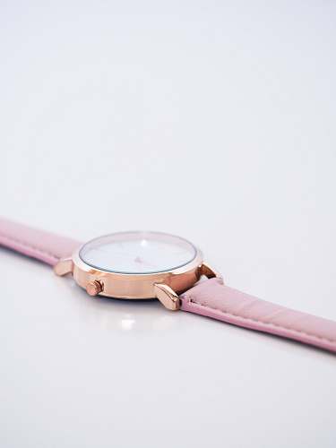 blog round white and gold-colored analog watch on white surface coffs harbour