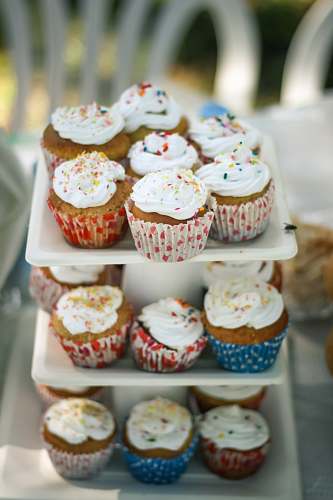 cream cupcake tier dessert