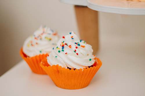 creme two vanilla cupcake cupcake