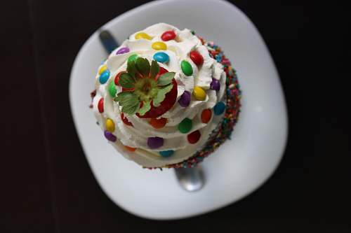 cake multicolored cupcakes creme