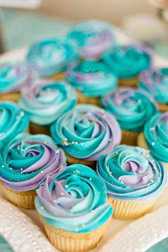 food blue cupcake cream