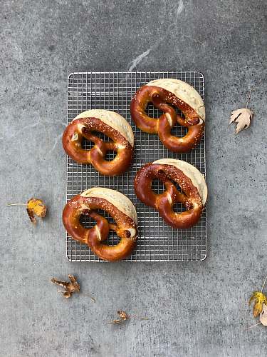 cracker baked breads pretzel