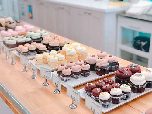 cake baked cupcakes close-up photography cupcake