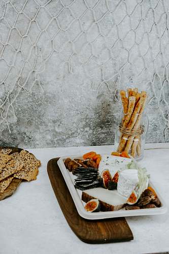 bread baked desserts cracker