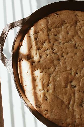 bread baked pie brown