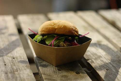 burger burger in bowl 