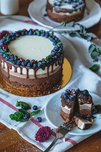 cake chocolate cake on plate chocolate