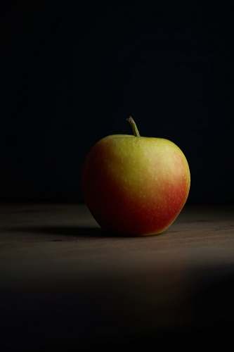 fruit closeup photography of red apple fruit apple
