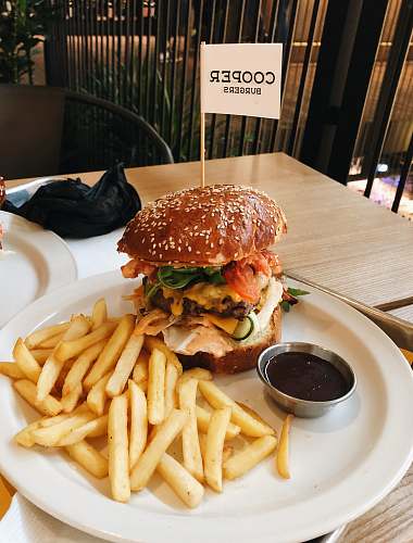 burger cooked bur ukraine