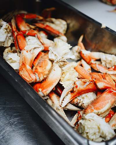 crab cooked crabs seafood