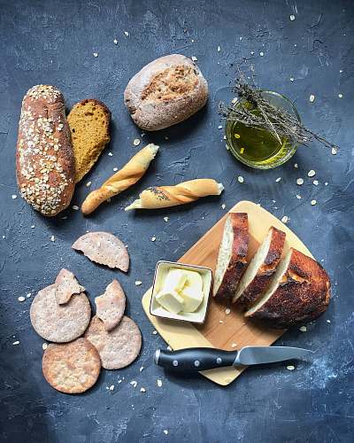 bread flat lay photo of bread bun