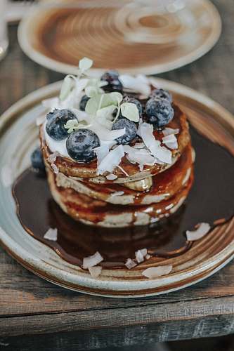 bread pancake with black berries pancake