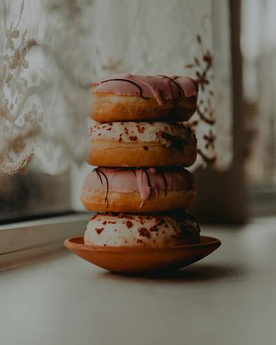 burger pile of four donuts bread