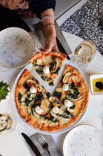 fork pizza on plate cutlery