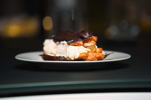 creme plate of dessert cream