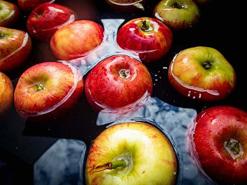 8+ Apples water Images, Pictures JPG HD Free Photos