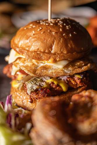burger shallow focus photography of hamburger 