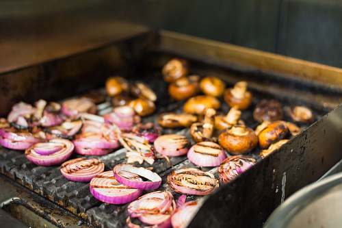 dessert sliced onion on grill donut