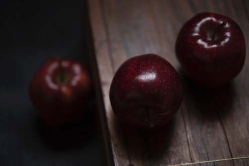 fruit three red delicious apples produce