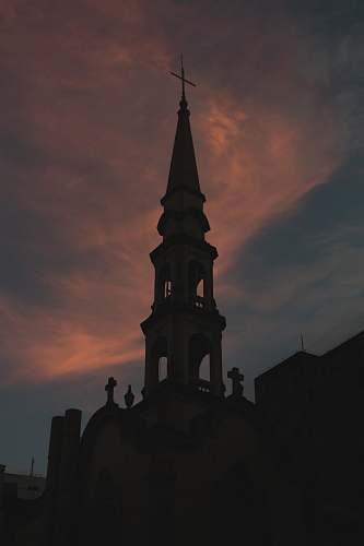 building white church spire