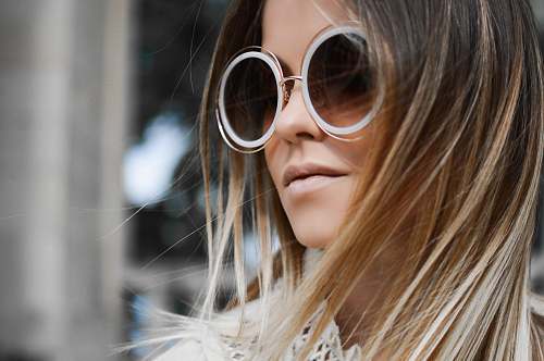 fashion woman wearing sunglasses sunglasses