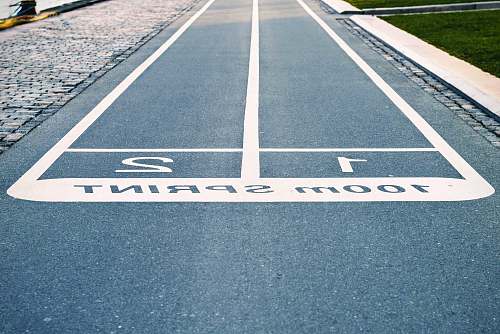 speed 100 meter dash lane competition
